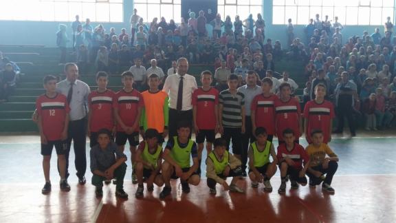 Ortaokullar Arası Erkekler Futsal Turnuvası Final Müsabakasıyla Sona Erdi.