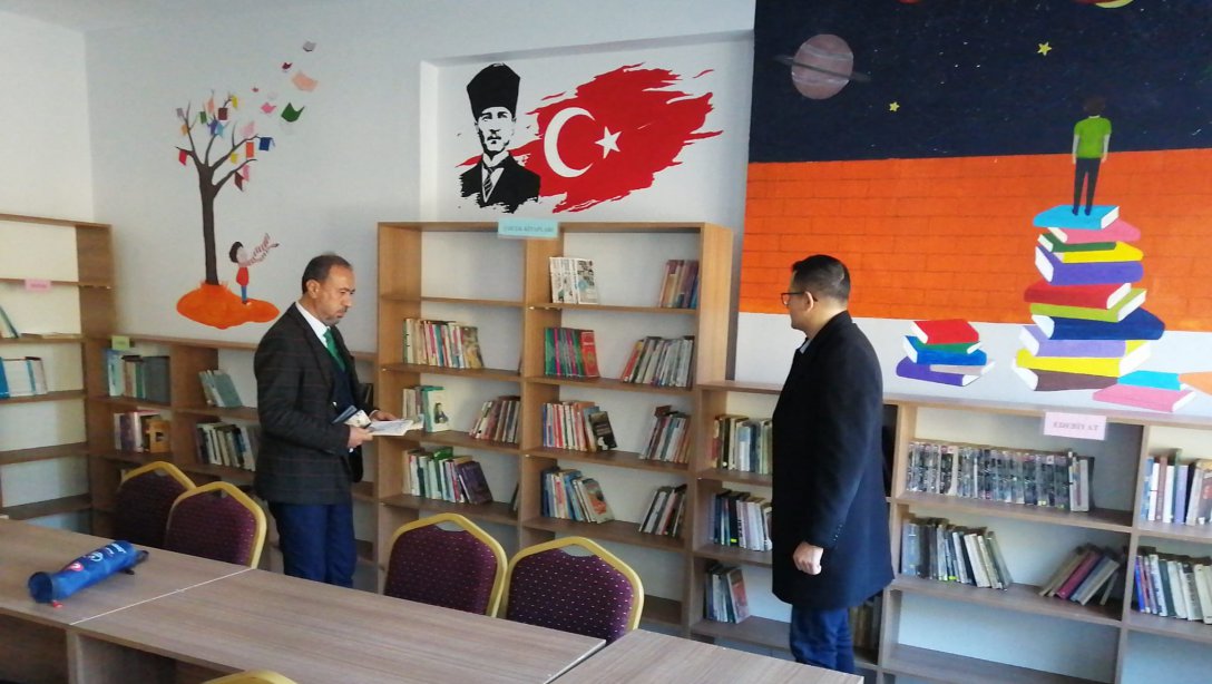 İlçe Milli Eğitim Müdürümüz Recep Beydilli ve Şube Müdürümüz Hasan Arslan Lütfiye Ayşe Baytok Y.B.O. ve kütüphanesini ziyaret etti.
